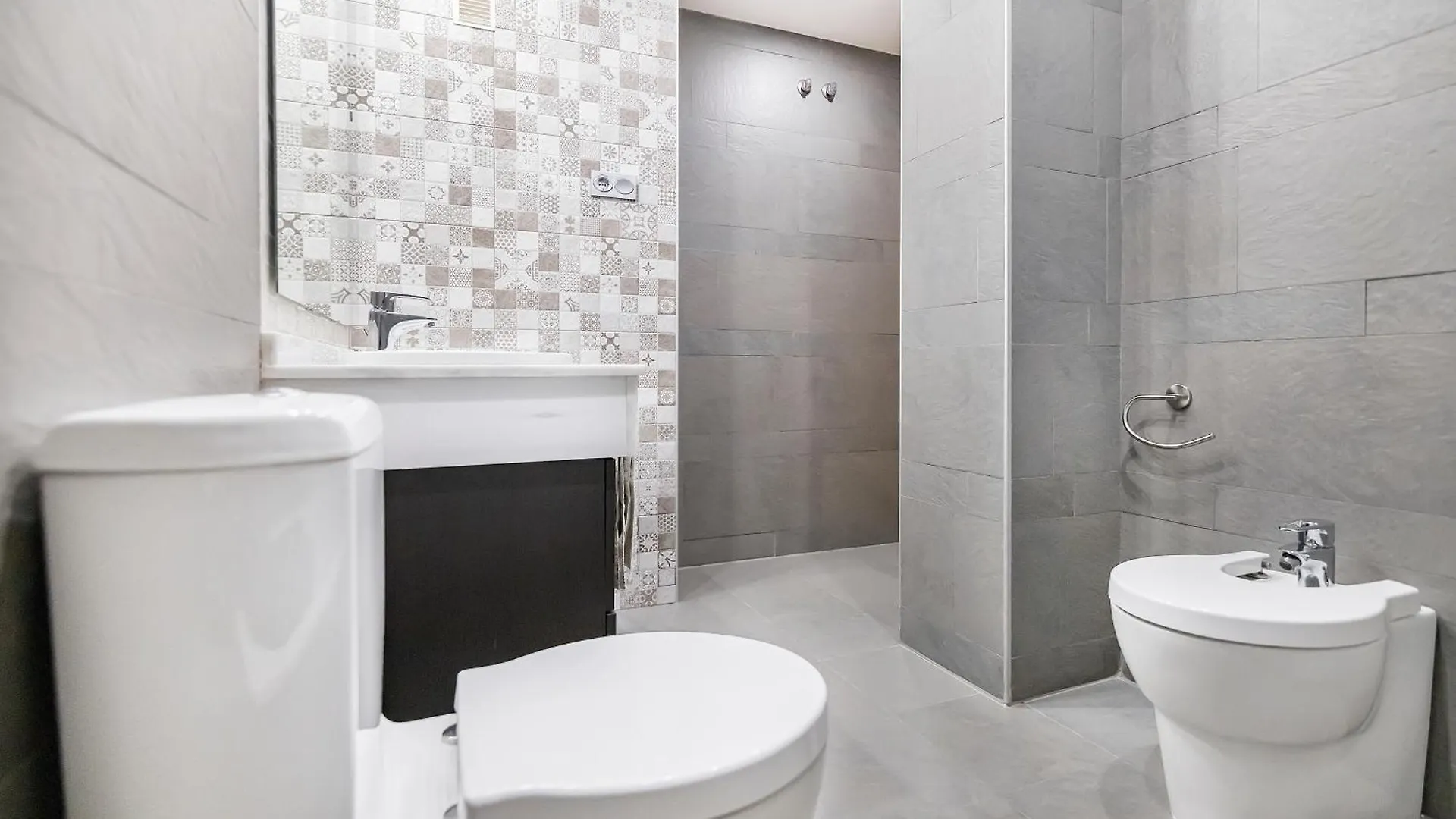 Apartamento Bhost - Pacifico Málaga